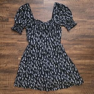 Black and White Floral Dress Puff Sleeve XXS Mini Length Flare Skirt